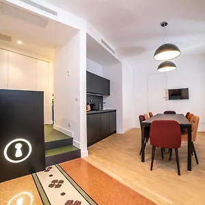 Youroom Boncompagni 2*, Roma İtalya