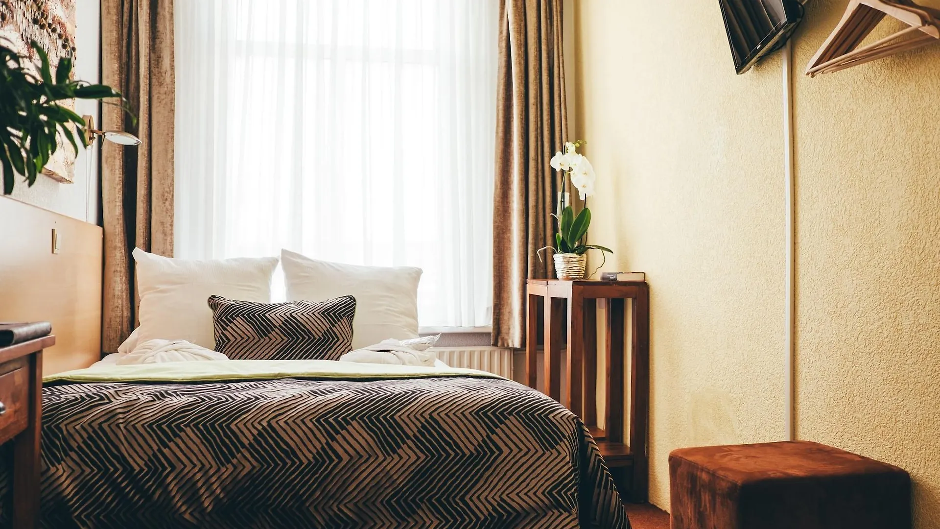 Jupiter Hotel Amsterdam 3*,  Nederland