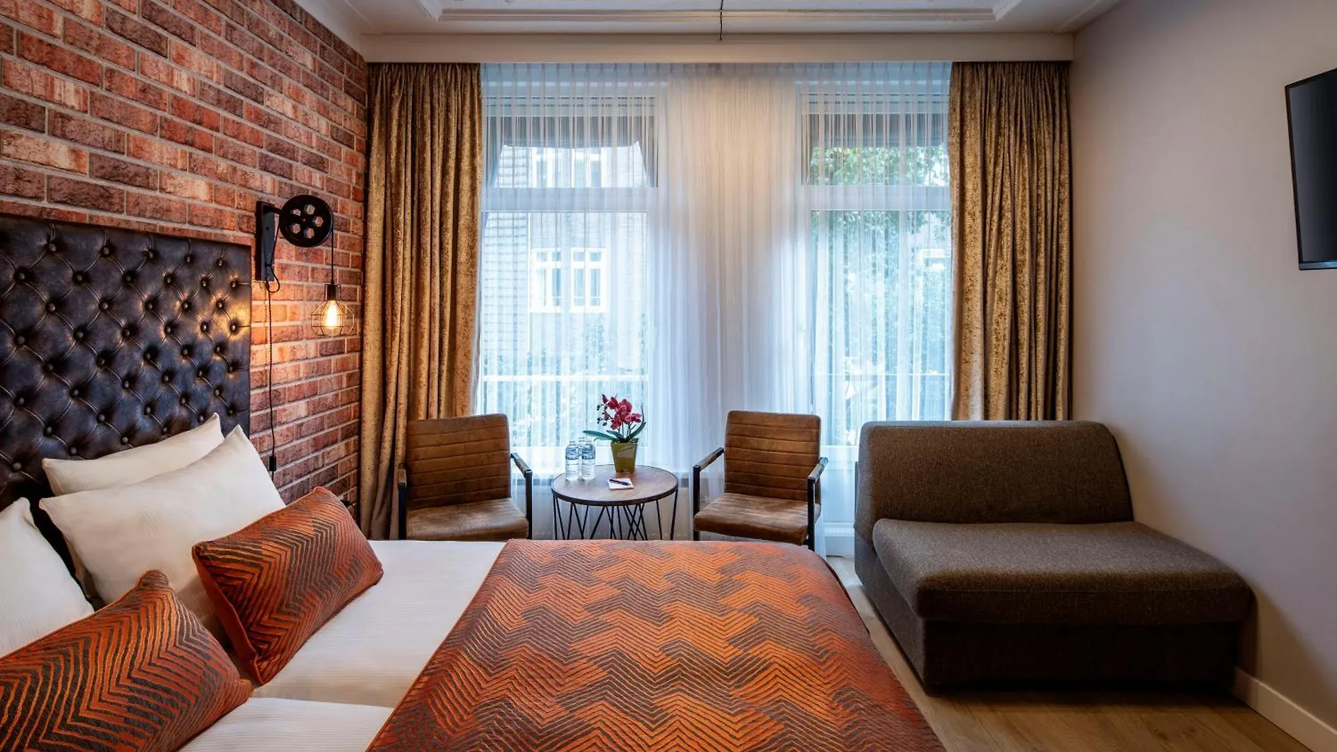 Jupiter Hotel Amsterdam
