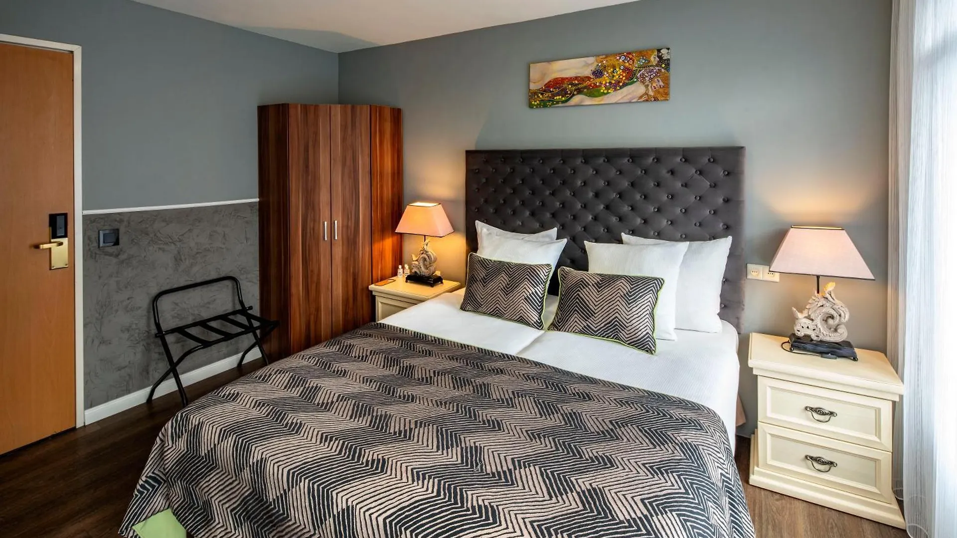 ***  Jupiter Hotel Amsterdam Holandia
