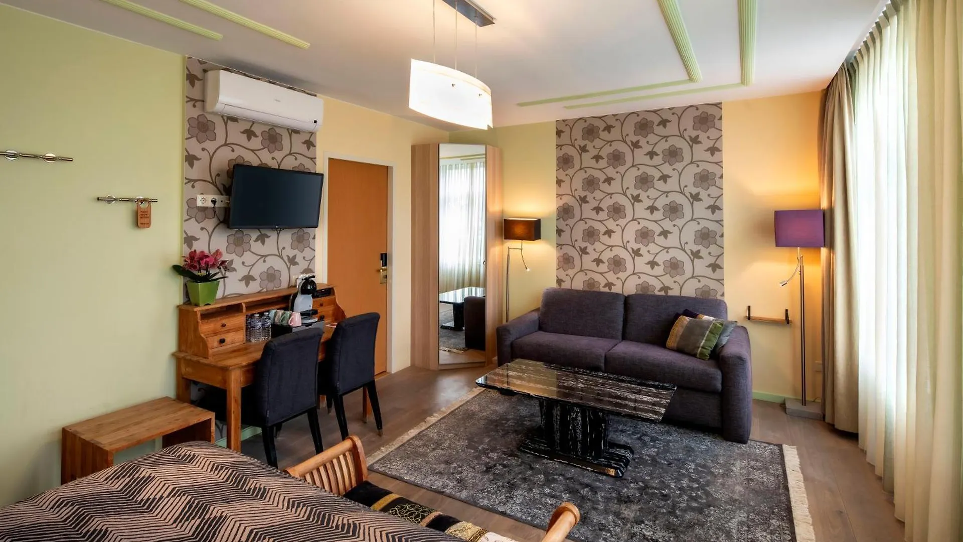 Jupiter Hotel Amsterdam 3*,